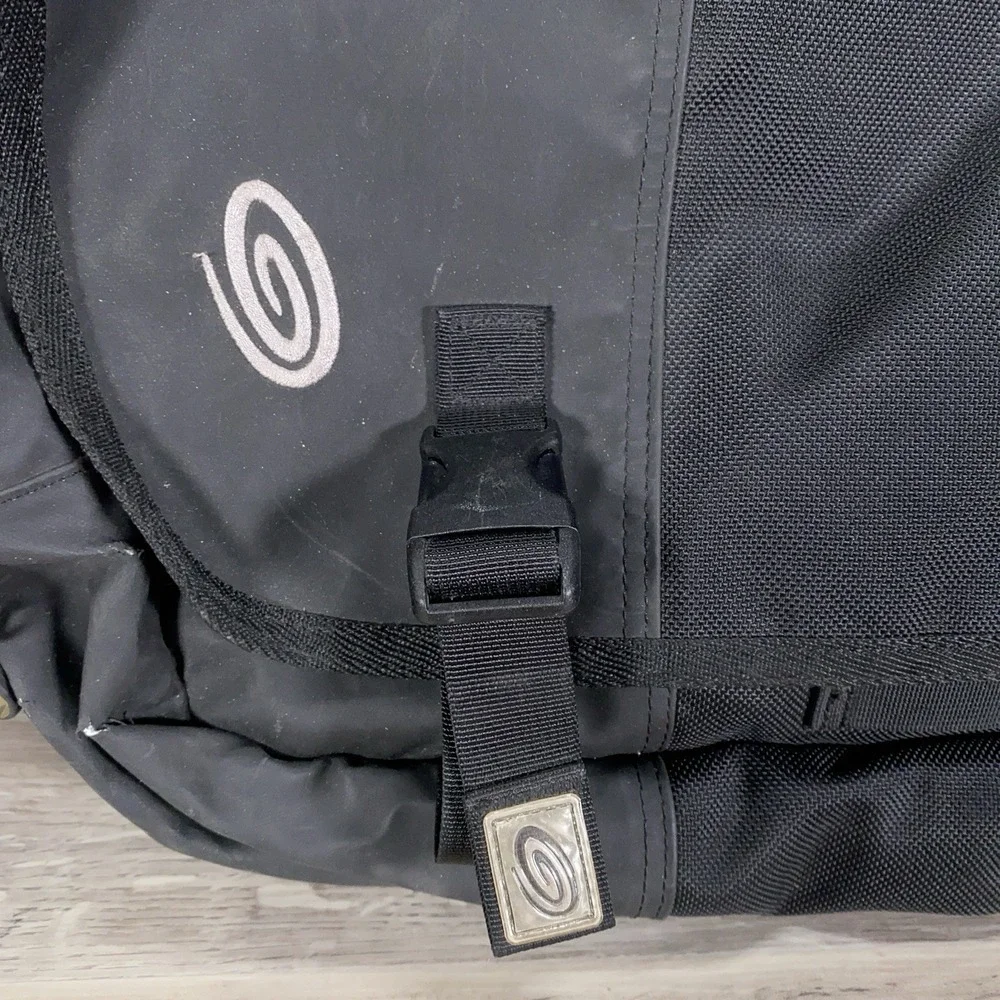 Timbuk2 Black Laptop Travel Duffel‎ Bag Weekender Messenger Crossbody Spacious